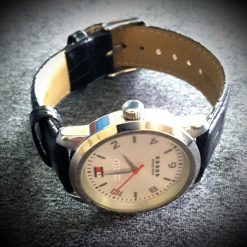 TOMMY HILFIGER 'FIVE STAR'EDITION WATCH